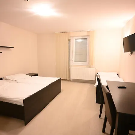 Fuerdokerti Ifjusagi Szallo Hostel Hajduboszormeny