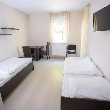 Hostel Fuerdokerti Ifjusagi Szallo